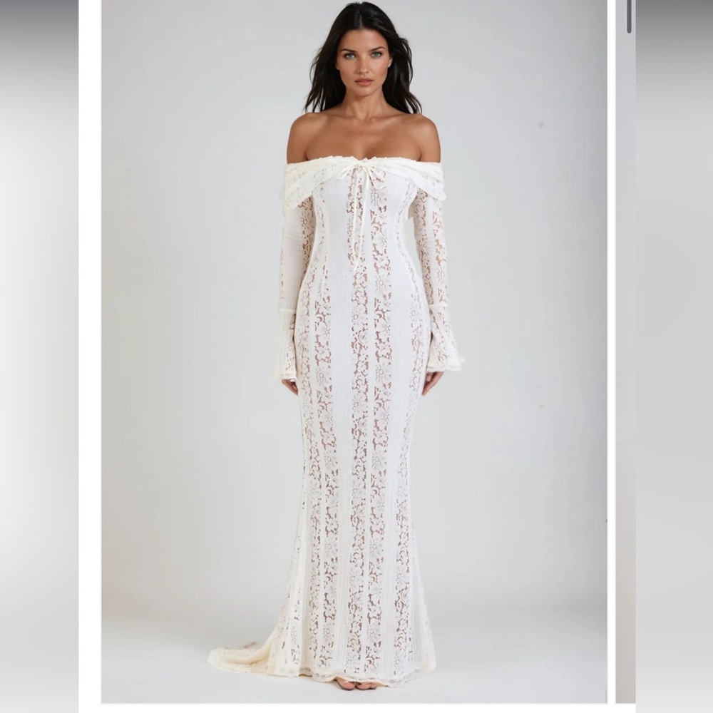 Elegant Off-Shoulder Lace Dress in White